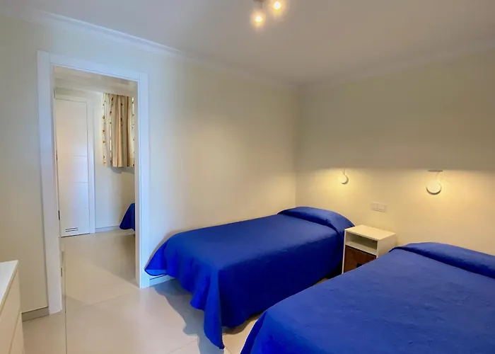 Ocean View Apartments Las Flores I
